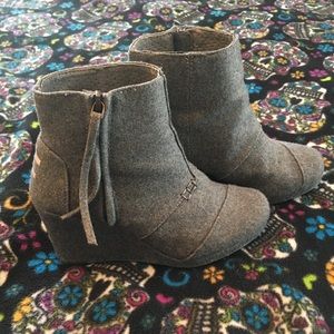 Toms Wedge Ankle Boot
